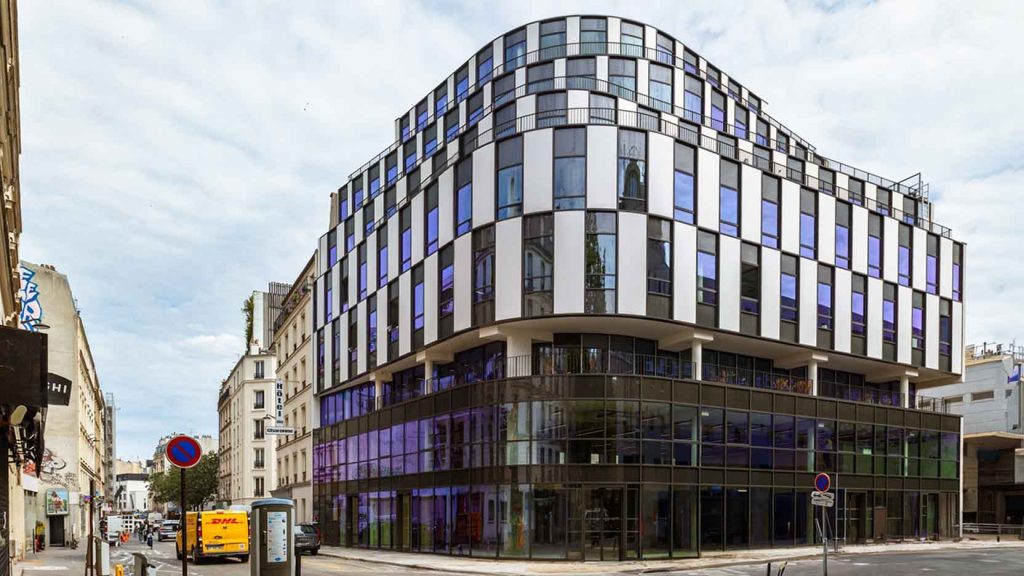 découvrez nos conseils pour choisir la meilleure entreprise de construction à paris 75011. trouvez un prestataire fiable pour vos travaux de rénovation ou de construction dans le 11e arrondissement.