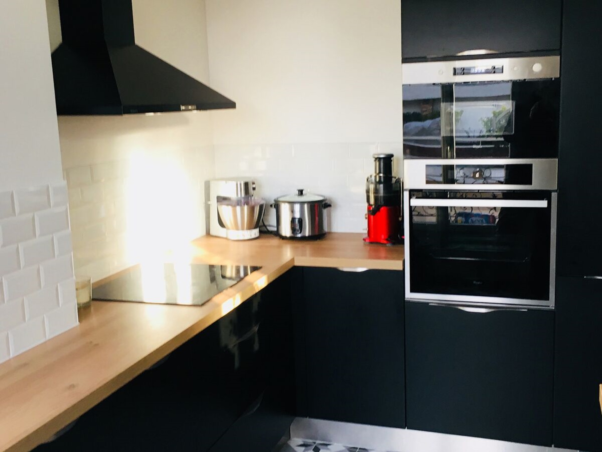 d&eacute;couvrez nos cuisines sur mesure dans le 75011 : conception personnalis&eacute;e, mat&eacute;riaux de qualit&eacute;, accompagnement professionnel pour un espace unique et fonctionnel &agrave; paris.