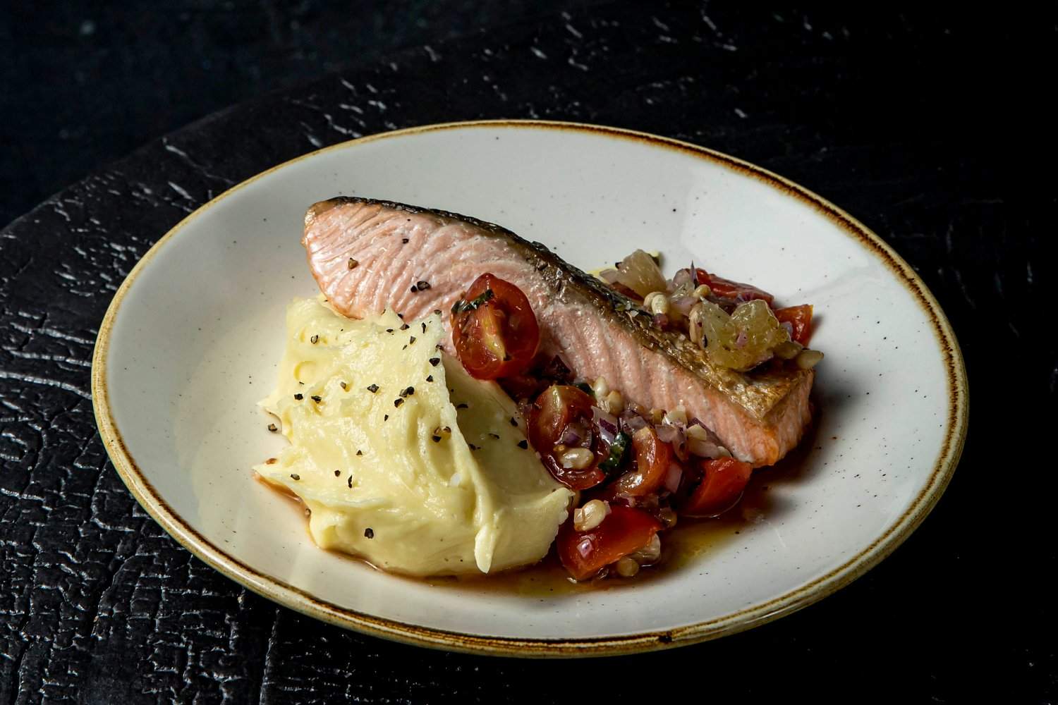 d&eacute;couvrez les meilleures cuisines tendance &agrave; paris 75011 : restaurants innovants, saveurs originales, ambiance moderne et adresses incontournables pour gourmets en qu&ecirc;te de nouveaut&eacute;s dans le 11e arrondissement.