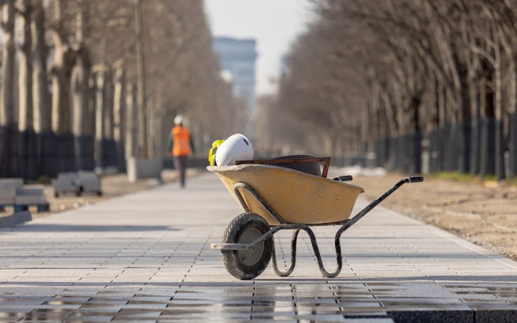 découvrez les principales normes à respecter pour une rénovation à paris 11 : réglementation thermique, sécurité, démarches administratives et conseils pour réussir vos travaux en toute conformité.