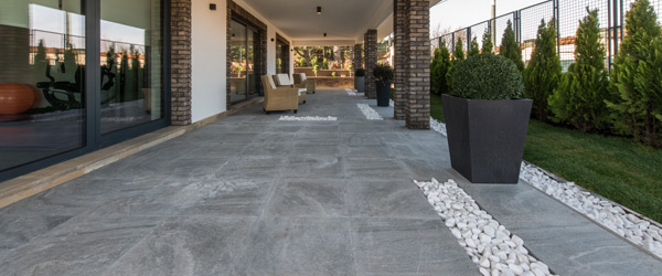d&eacute;couvrez le prix du carrelage au m2 en 2024 : guide complet des tarifs selon le type, la qualit&eacute; et la pose. comparez les offres et estimez votre budget pour vos travaux.