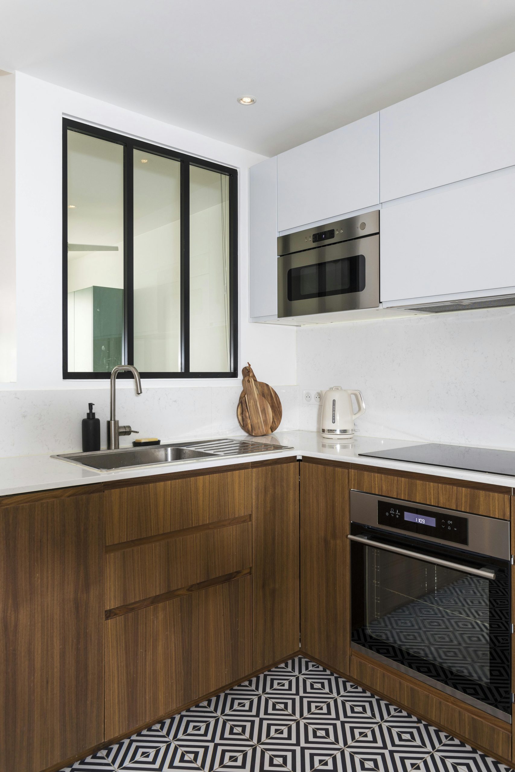 Les étapes clés pour une rénovation réussie de votre cuisine à paris 11 transformez votre espace avec notre service de rénovation de cuisine à paris 11. conseils personnalisés, matériaux de qualité et accompagnement sur mesure pour sublimer votre cuisine.