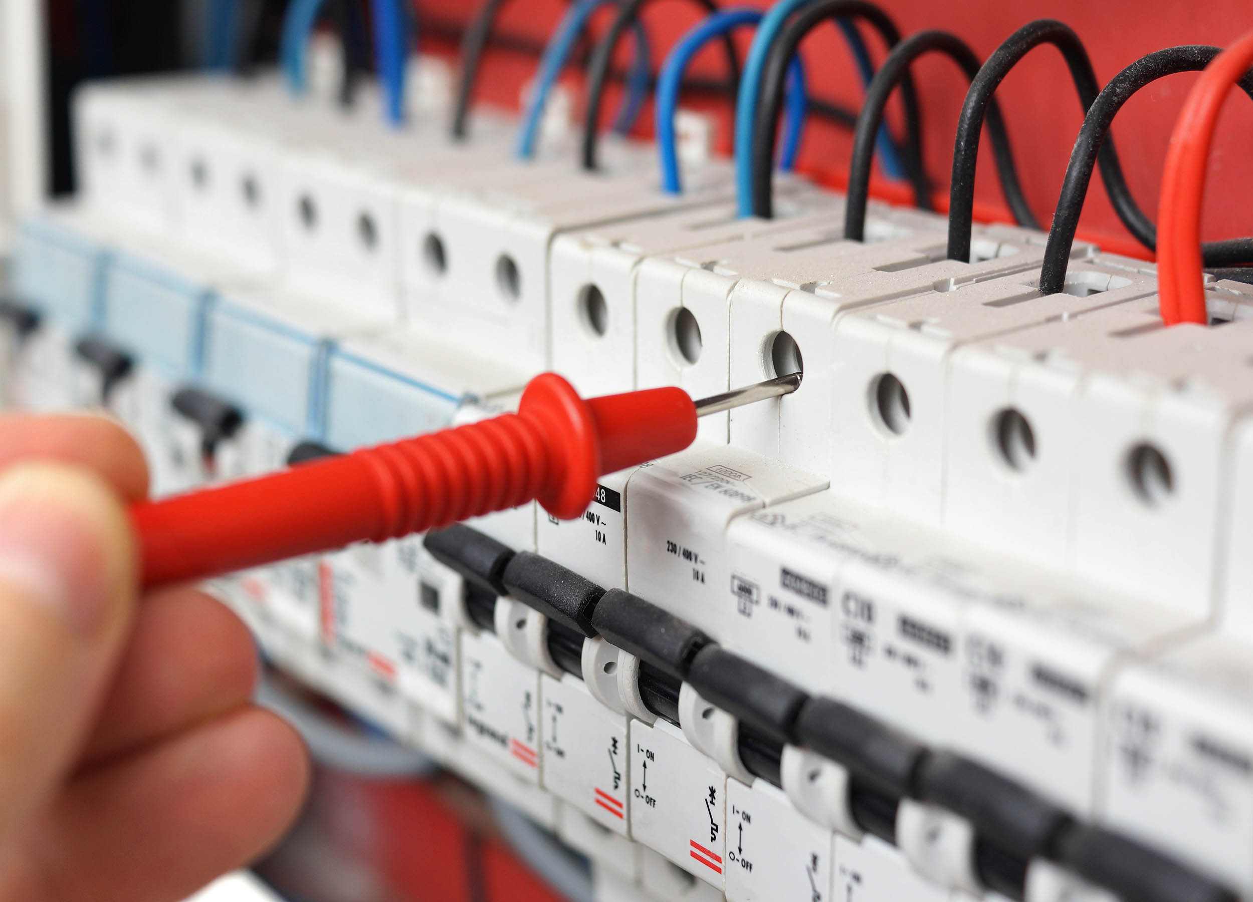 besoin de r&eacute;nover l&rsquo;&eacute;lectricit&eacute; &agrave; paris 75011 ? faites appel &agrave; des professionnels qualifi&eacute;s pour des travaux s&eacute;curis&eacute;s, rapides et conformes aux normes en vigueur. demandez votre devis gratuit !