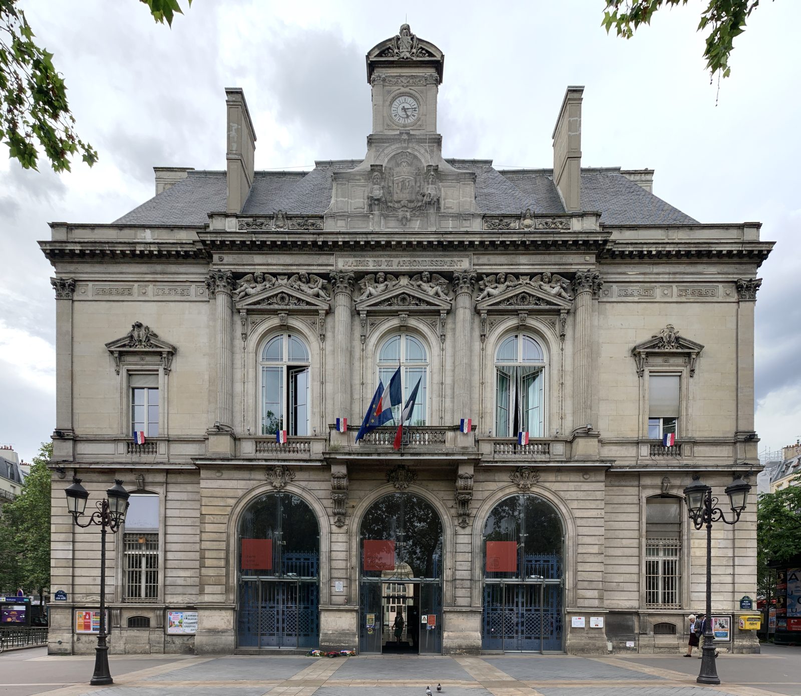 conseil en travaux de rénovation Paris 75011 confiez la rénovation de votre appartement ou maison à paris 75011 à des experts. découvrez des solutions sur mesure pour valoriser votre bien et améliorer votre confort, avec des travaux de qualité au meilleur prix.