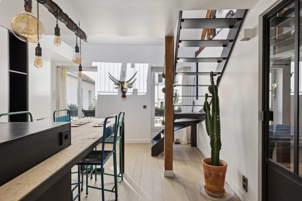 vous souhaitez rénover un loft à paris 11 ? découvrez nos conseils et services pour transformer votre espace avec style, optimiser les volumes et moderniser votre intérieur au cœur du 11e arrondissement de paris.