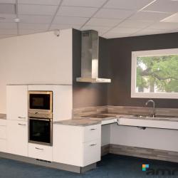 d&eacute;couvrez des cuisines adapt&eacute;es sur mesure &agrave; paris 75011, id&eacute;ales pour tous les besoins, avec des solutions d&rsquo;am&eacute;nagement ergonomique et accessibles. profitez d&rsquo;un accompagnement personnalis&eacute; pour optimiser votre espace culinaire.