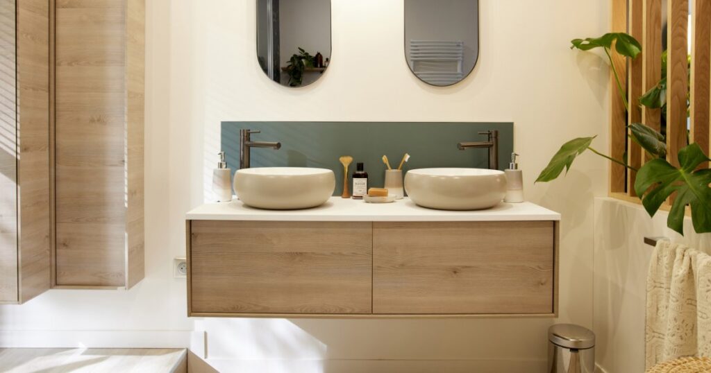 découvrez des solutions de rangement pour salle de bain à paris 11 : meubles sur-mesure, accessoires pratiques et astuces pour optimiser l'espace et garder votre salle de bain ordonnée.
