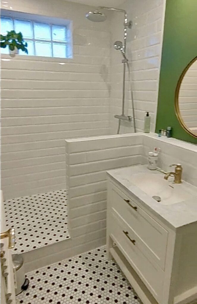 confiez la réfection de votre salle de bain à paris 11 à des experts qualifiés. solutions sur mesure, matériaux de qualité et finitions soignées pour transformer votre espace selon vos envies.