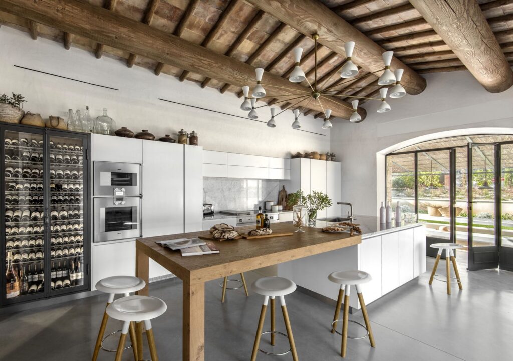 découvrez comment réussir une rénovation harmonieuse de votre intérieur en associant esthétisme, fonctionnalité et bien-être. conseils, inspirations et astuces pour transformer votre espace avec équilibre.