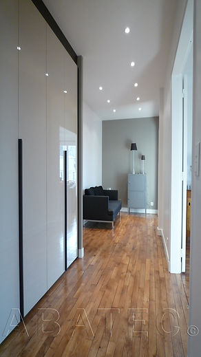 Réussir sa rénovation intérieure à Paris 75011 : conseils pratiques pour un projet en Île-de-France confiez votre rénovation intérieure à paris à des experts qualifiés. améliorez votre espace de vie avec des solutions sur mesure : peinture, aménagement, décoration et travaux tous corps d