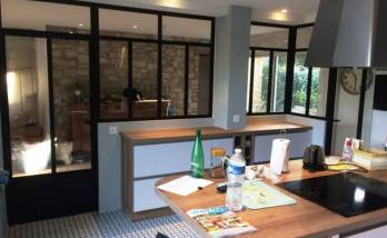 d&eacute;couvrez nos services de r&eacute;novation int&eacute;rieure &agrave; s&egrave;vres : transformation de votre espace, travaux sur mesure, conseils personnalis&eacute;s et finitions de qualit&eacute; pour un int&eacute;rieur moderne et fonctionnel.