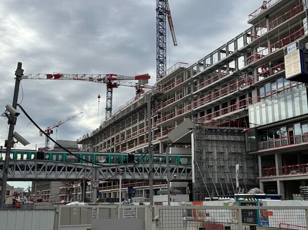 Rénover et construire à Paris 75011 : conseils et tendances 2025 confiez votre projet de rénovation à paris 75011 en 2025 à des experts qualifiés. devis gratuits, conseils personnalisés et accompagnement complet pour tous vos travaux.