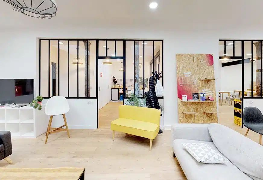 Installer une verrière lors de la rénovation cuisine à paris 75011 découvrez nos verrières sur mesure pour cuisine à paris 75011. apportez luminosité et modernité à votre intérieur avec une installation professionnelle et des matériaux de qualité. demandez votre devis gratuit !