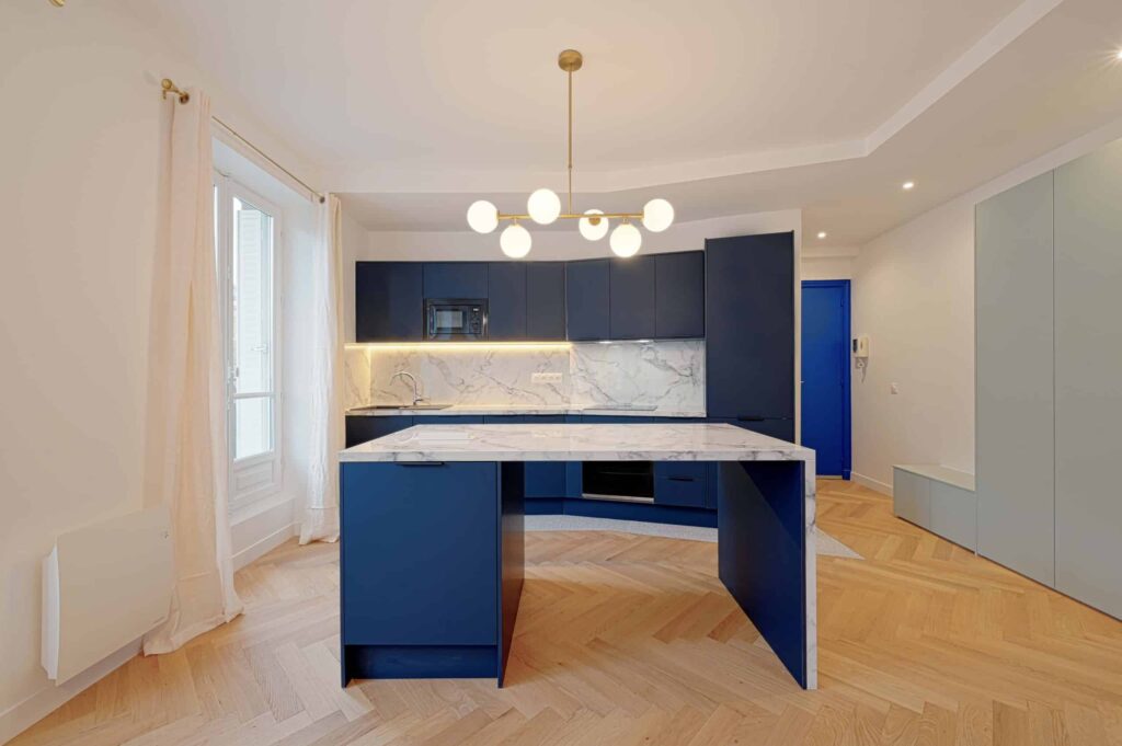 expert en rénovation d'habitat à paris, nous transformons votre logement avec qualité et savoir-faire pour un résultat à la hauteur de vos attentes.